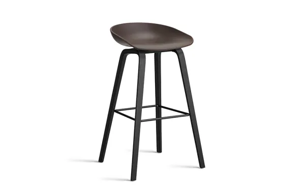 About A Stool AAS32 Barstol Svart Lackerad Ek