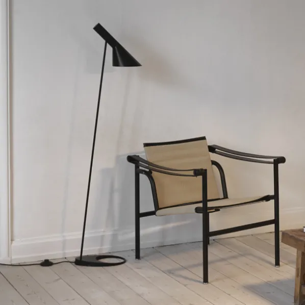 AJ Golvlampa