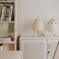 Akari 1A Bordslampa