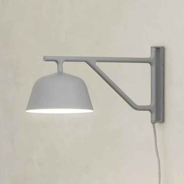 Ambit Vägglampa
