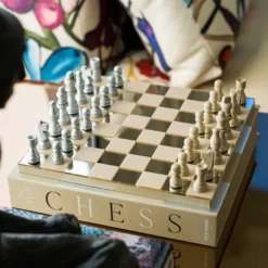 Art of Chess Mirror Classic Spel