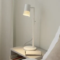 Bezzy 128 Bordslampa
