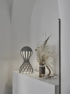 Cirrata Bordslampa