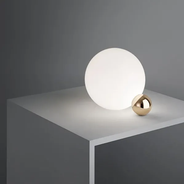 Copycat Bords-/Golvlampa