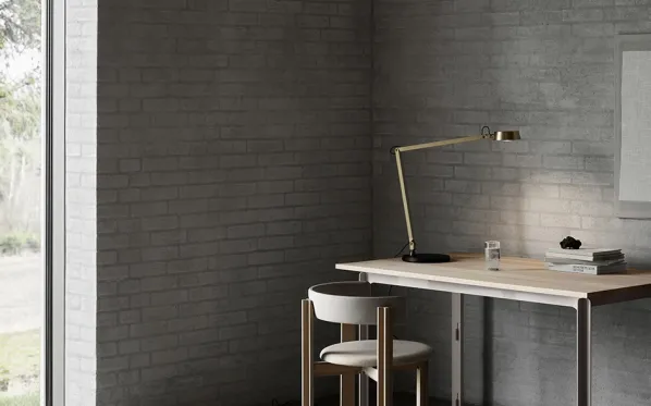 Dark T1 Bordslampa