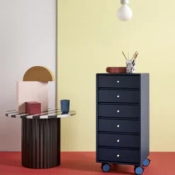 Dresser 1362 Byrå