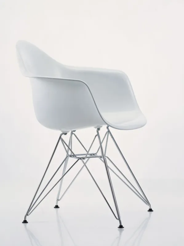 Eames DAR Stol