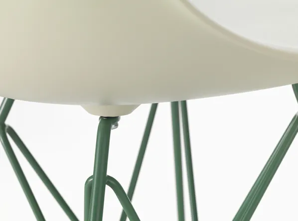 Eames DSR Plastic Stol