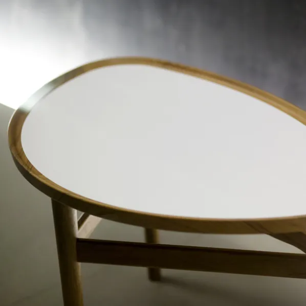 Eye Table Soffbord