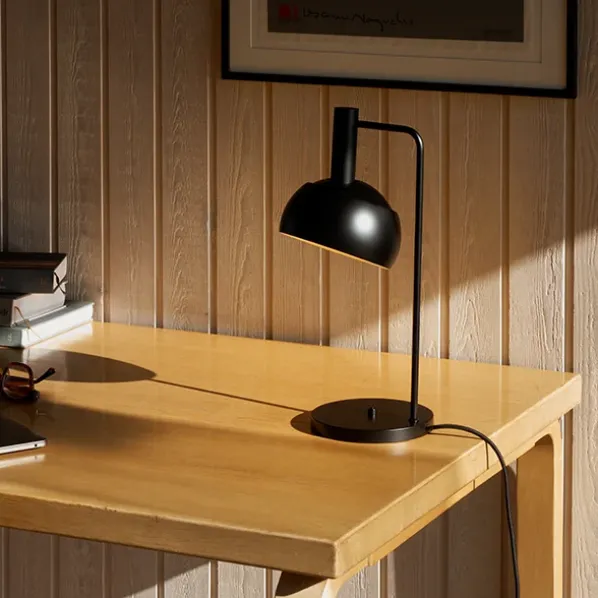 FJ Elements Bordslampa