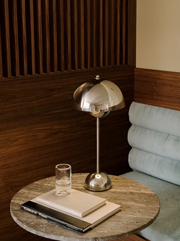 Flowerpot VP3 Bordslampa