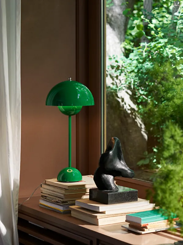 Flowerpot VP3 Bordslampa
