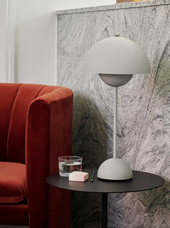 Flowerpot VP3 Bordslampa