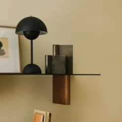 Flowerpot VP9 Portable Bordslampa