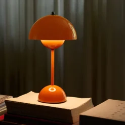 Flowerpot VP9 Portable Bordslampa