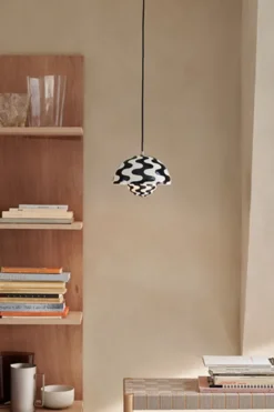 Flowerpot VP1 Taklampa