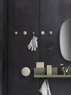 Folded Shelves Svart