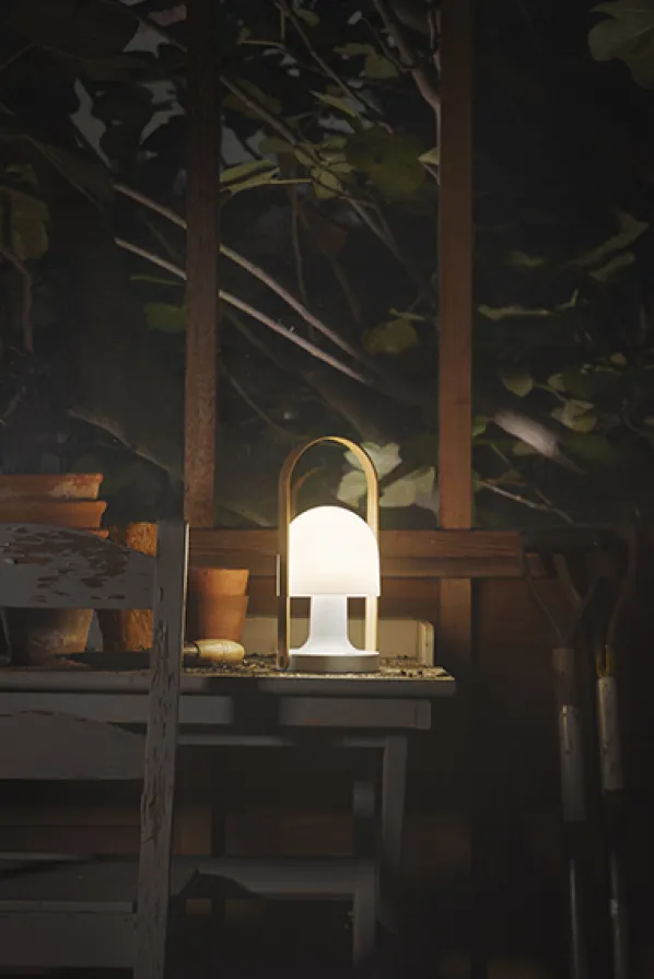 FollowMe Portabel Bordslampa