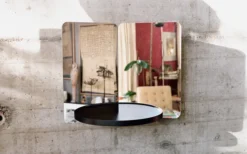 124 Mirror Spegel Medium