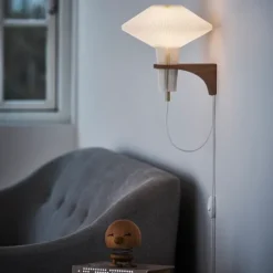Model 204 Vägglampa
