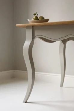No. 228 Cornforth White