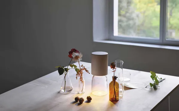 NUI Mini Portable Bordslampa