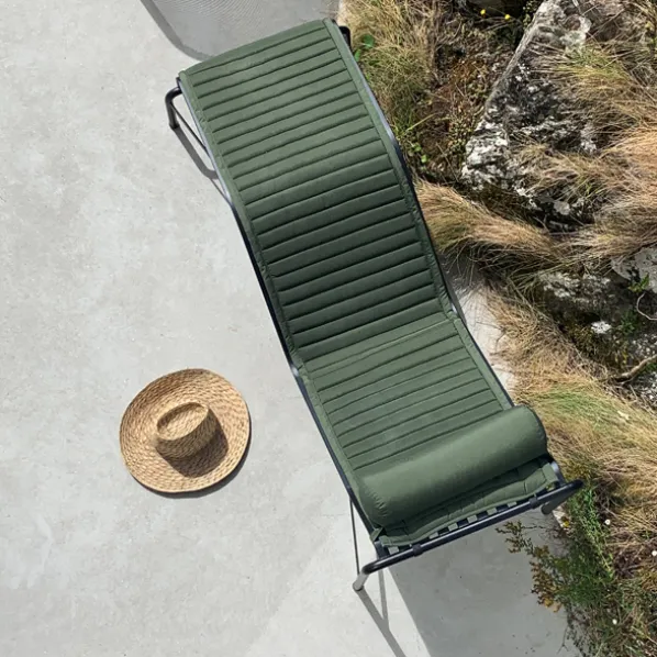 Palissade Chaise Lounge Solsäng Nackkudde