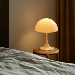 Panthella 320 Bordslampa