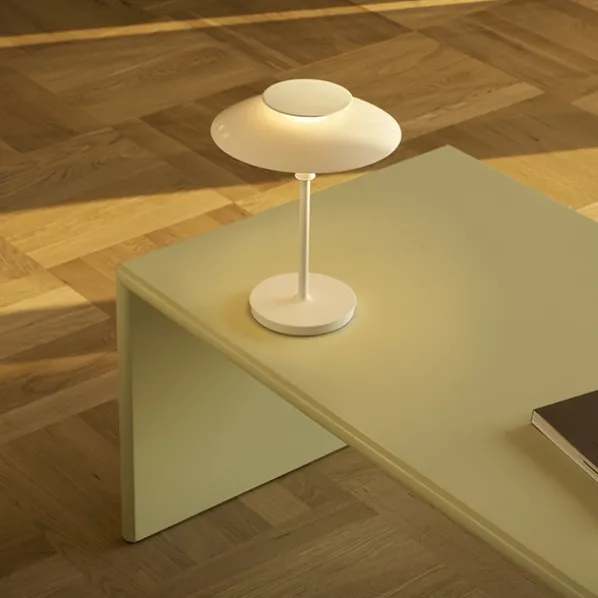 PH 80 Portable Bordslampa