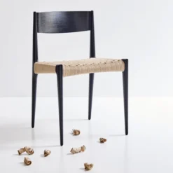 Pia Chair