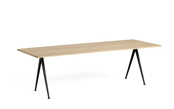Pyramid Table 02 Matbord