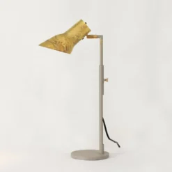 Q10 Bordslampa