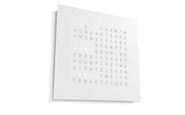 QlockTwo Earth 45 Pulverlackerad