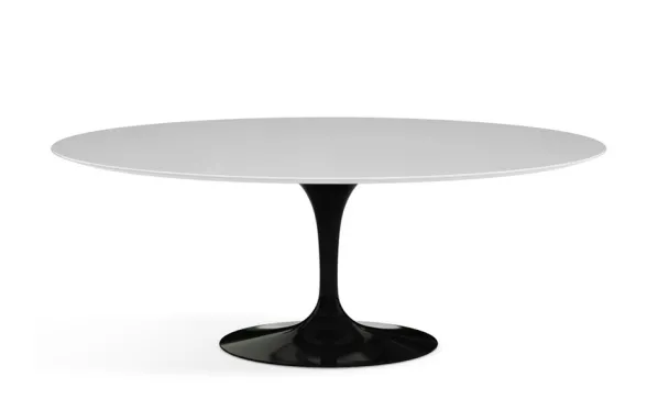 Saarinen Matbord Ovalt