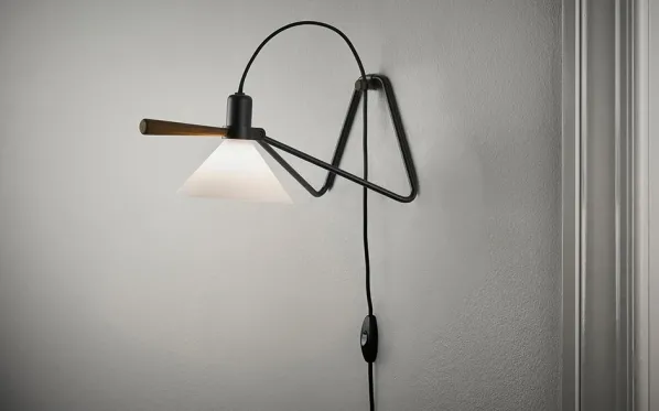 Spot 356 Bords-/Vägglampa
