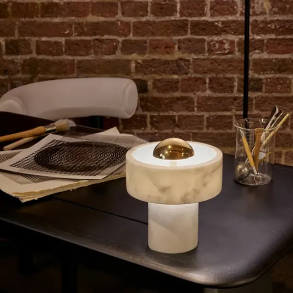 Stone Portable LED Bordslampa