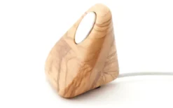 Tetra Nightstand Laddningsstation Olivträ