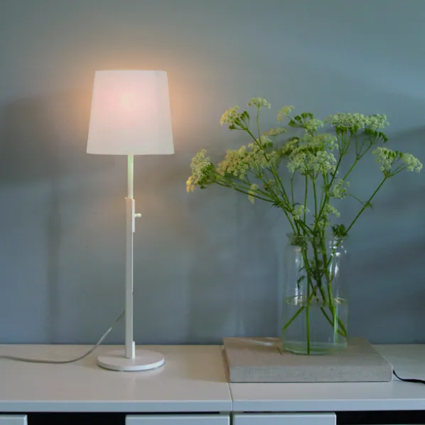 Vega 121 Bordslampa