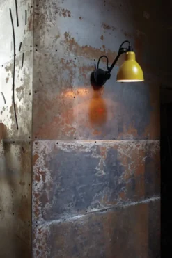 304 Vägglampa