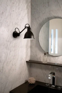 304 Vägglampa Våtrum