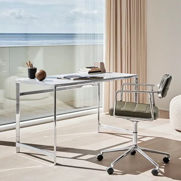 Vipp 453 + Swivel Skrivbordsstol
