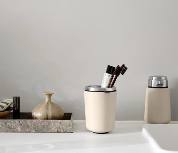 Vipp 7 Tandborstmugg