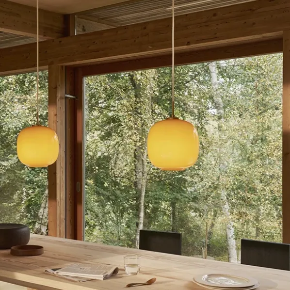 VL45 Radiohus Pendel Taklampa Amber
