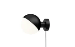 VL Studio Vägglampa