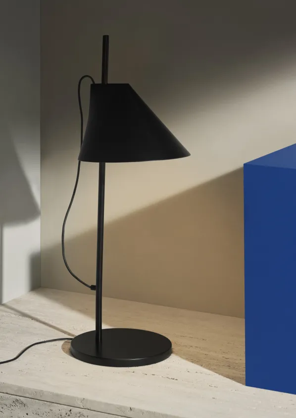 Yuh Bordslampa