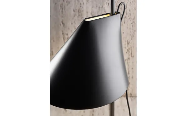 Yuh Bordslampa